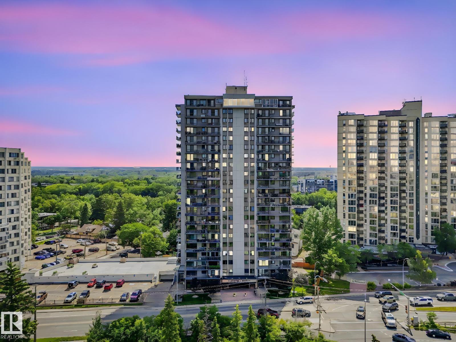 Photo 9 of 1902 10135 Saskatchewan Dr Nw, Edmonton AB