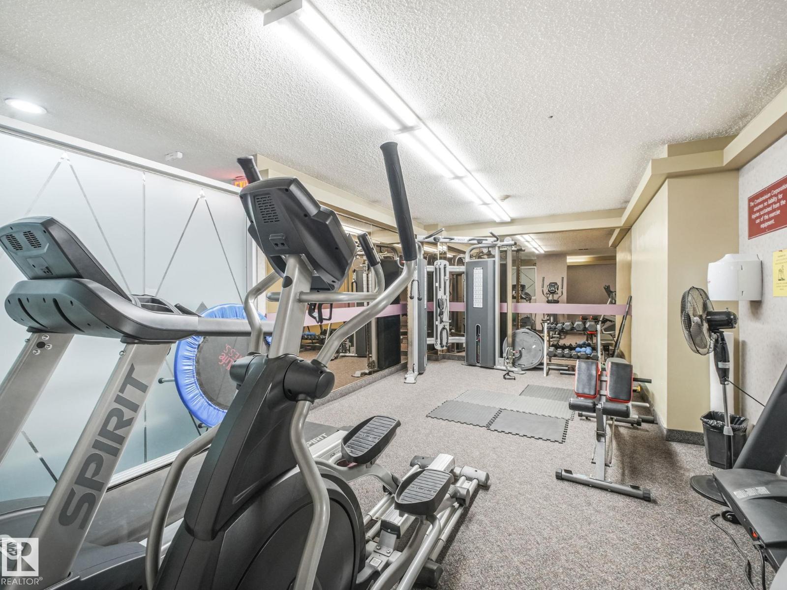 Photo 8 of 1902 10135 Saskatchewan Dr Nw, Edmonton AB