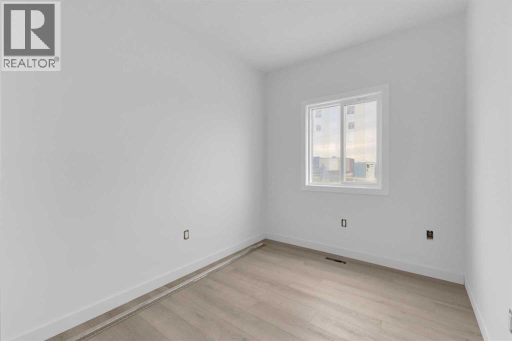 Photo 4 of 19 Toye Street, Red Deer AB