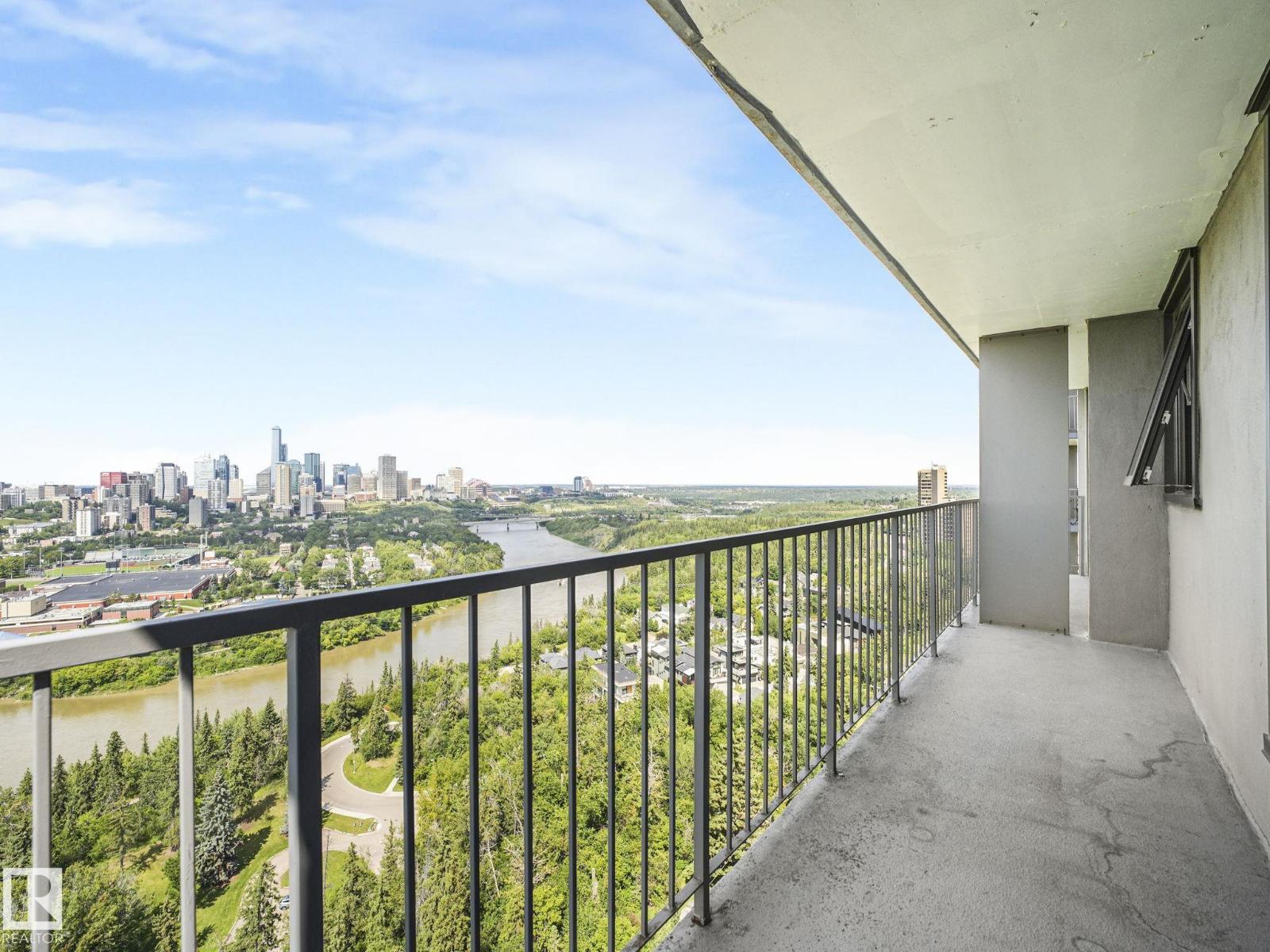 Photo 4 of 1902 10135 Saskatchewan Dr Nw, Edmonton AB
