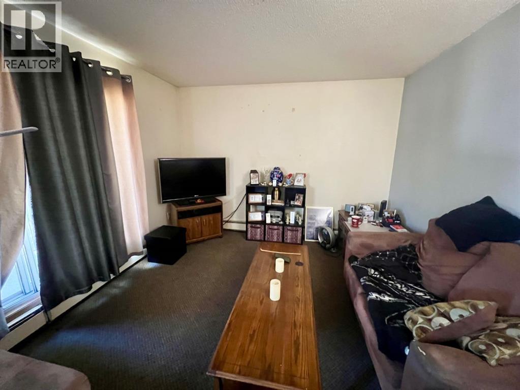 Photo 5 of 204 5502 58 A Street, Red Deer AB