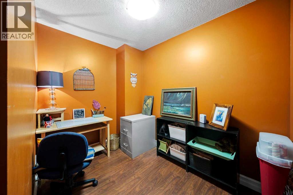 Single Family House for Sale in    Avenue NE Bridgeland/Riverside Calgary 