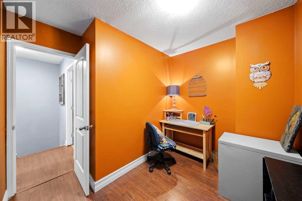 Single Family House for Sale in    Avenue NE Bridgeland/Riverside Calgary 