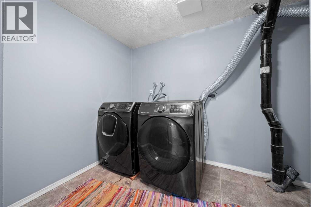 Single Family House for Sale in    Avenue NE Bridgeland/Riverside Calgary 