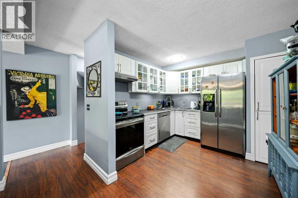 Single Family House for Sale in    Avenue NE Bridgeland/Riverside Calgary 
