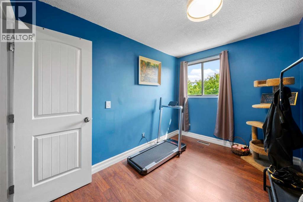 Single Family House for Sale in    Avenue NE Bridgeland/Riverside Calgary 