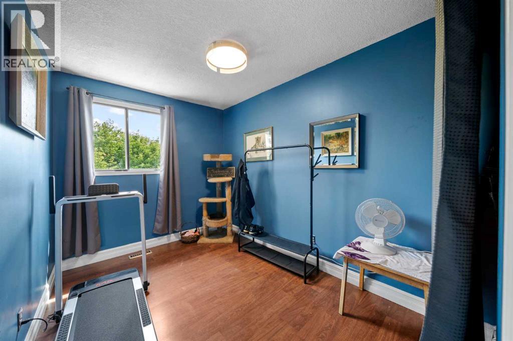 Single Family House for Sale in    Avenue NE Bridgeland/Riverside Calgary 