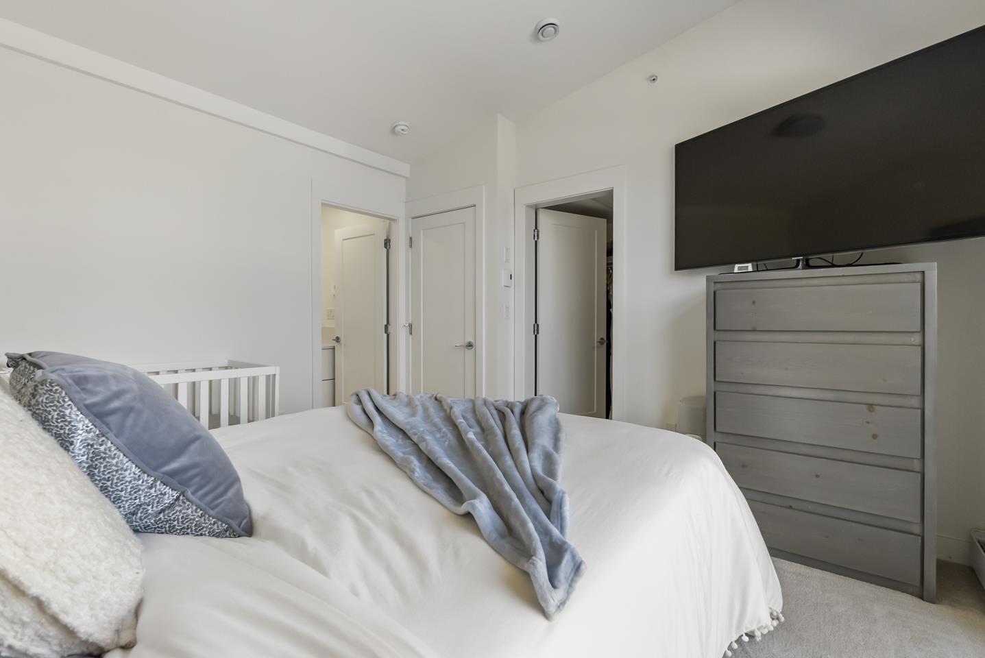 Photo 1 of 68 7947 209 Street, Langley BC