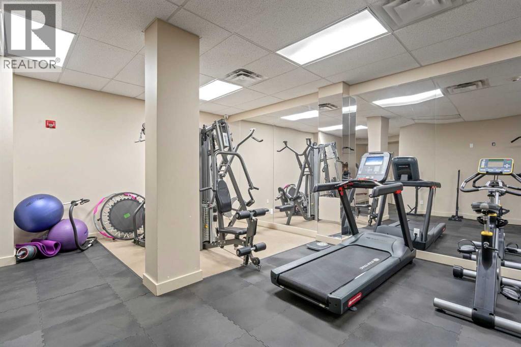Single Family House for Sale in    Street NW Hillhurst Calgary 