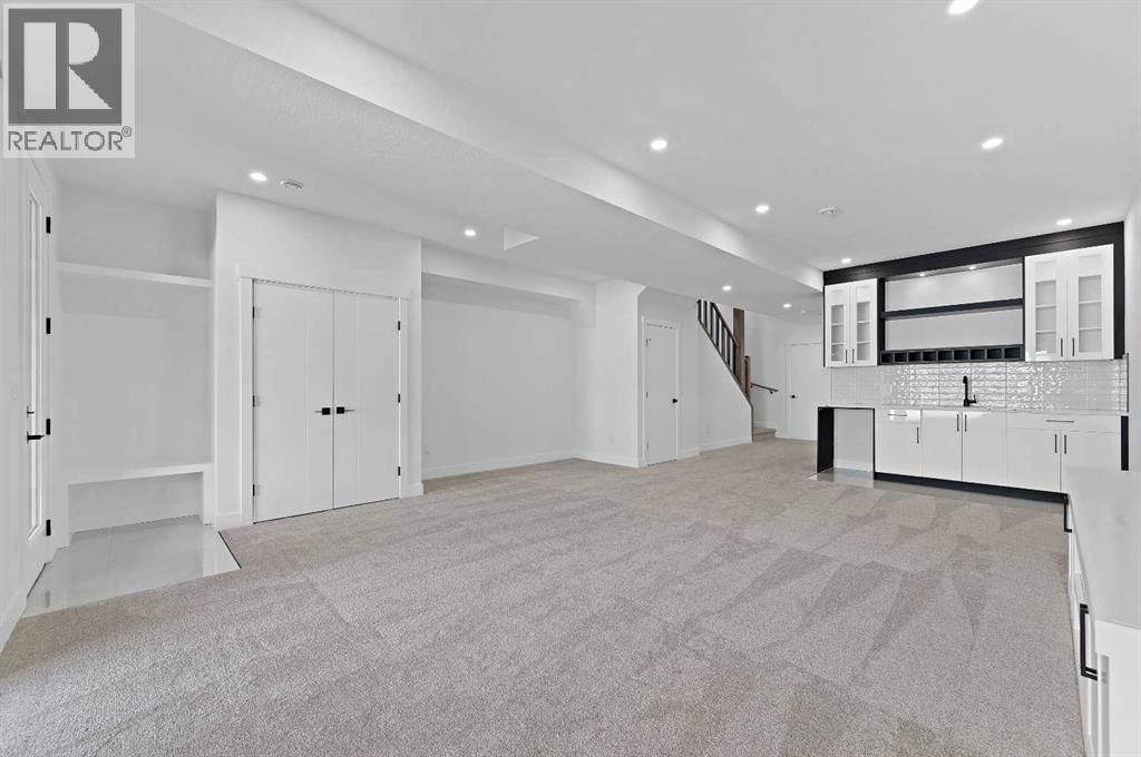 Single Family House for Sale in   Avenue NW Montgomery Calgary 