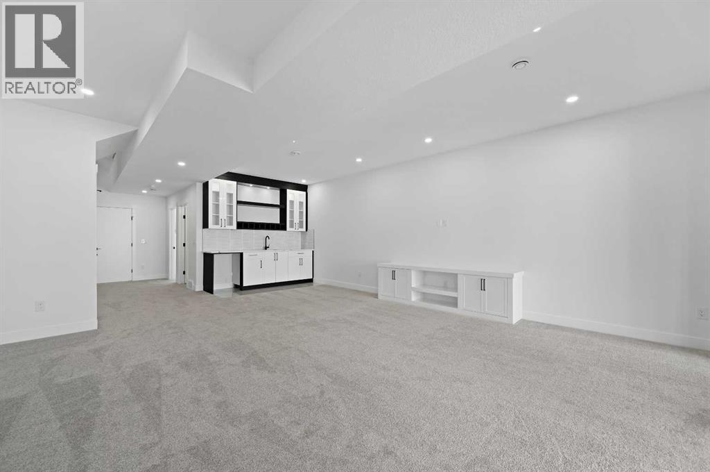 Single Family House for Sale in   Avenue NW Montgomery Calgary 