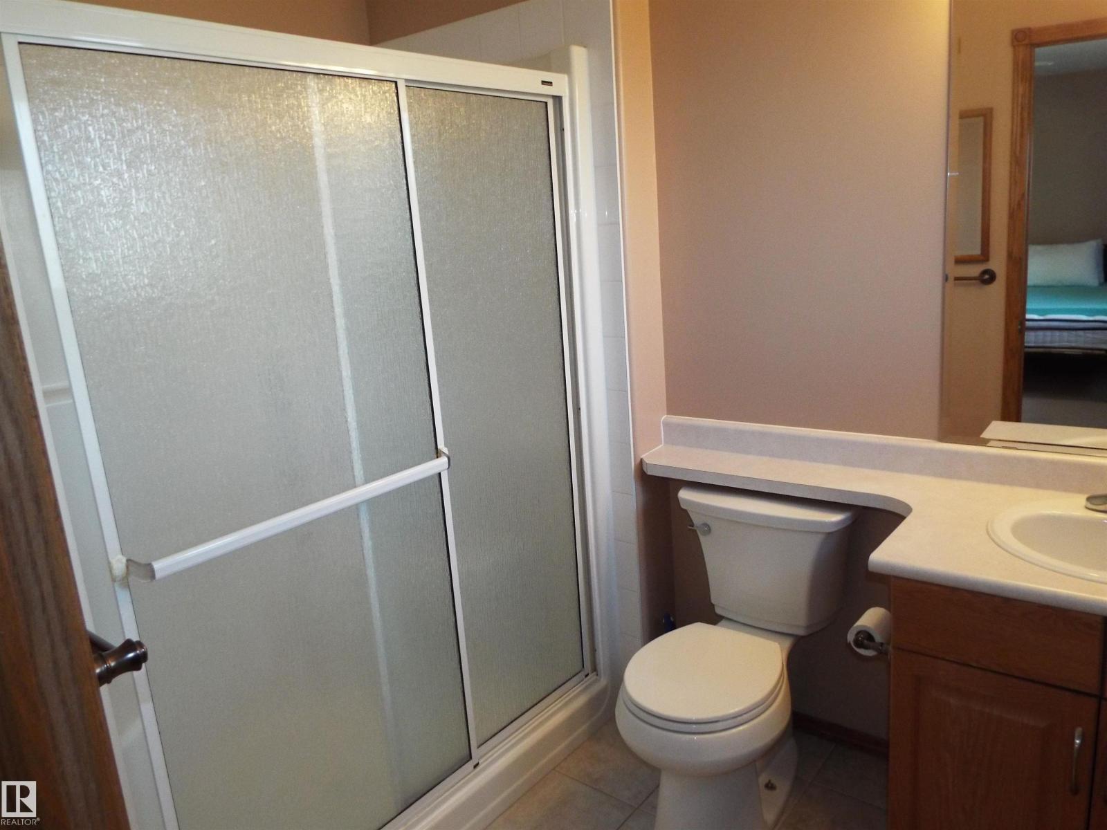 #102 4302 48 ST, Leduc