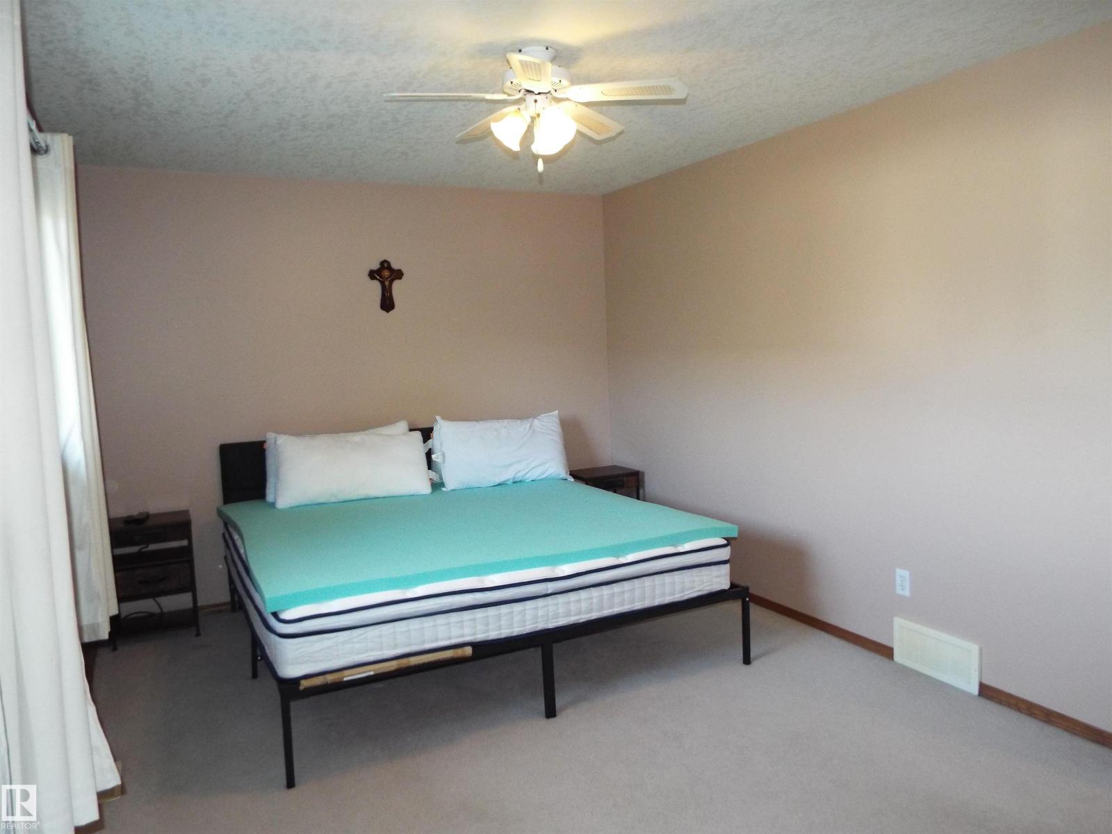 #102 4302 48 ST, Leduc