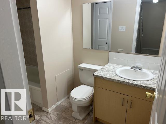 Photo 18 of 106 12404 114 Av Nw, Edmonton AB