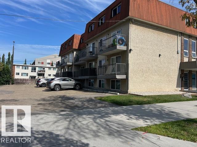 Photo 5 of 106 12404 114 Av Nw, Edmonton AB