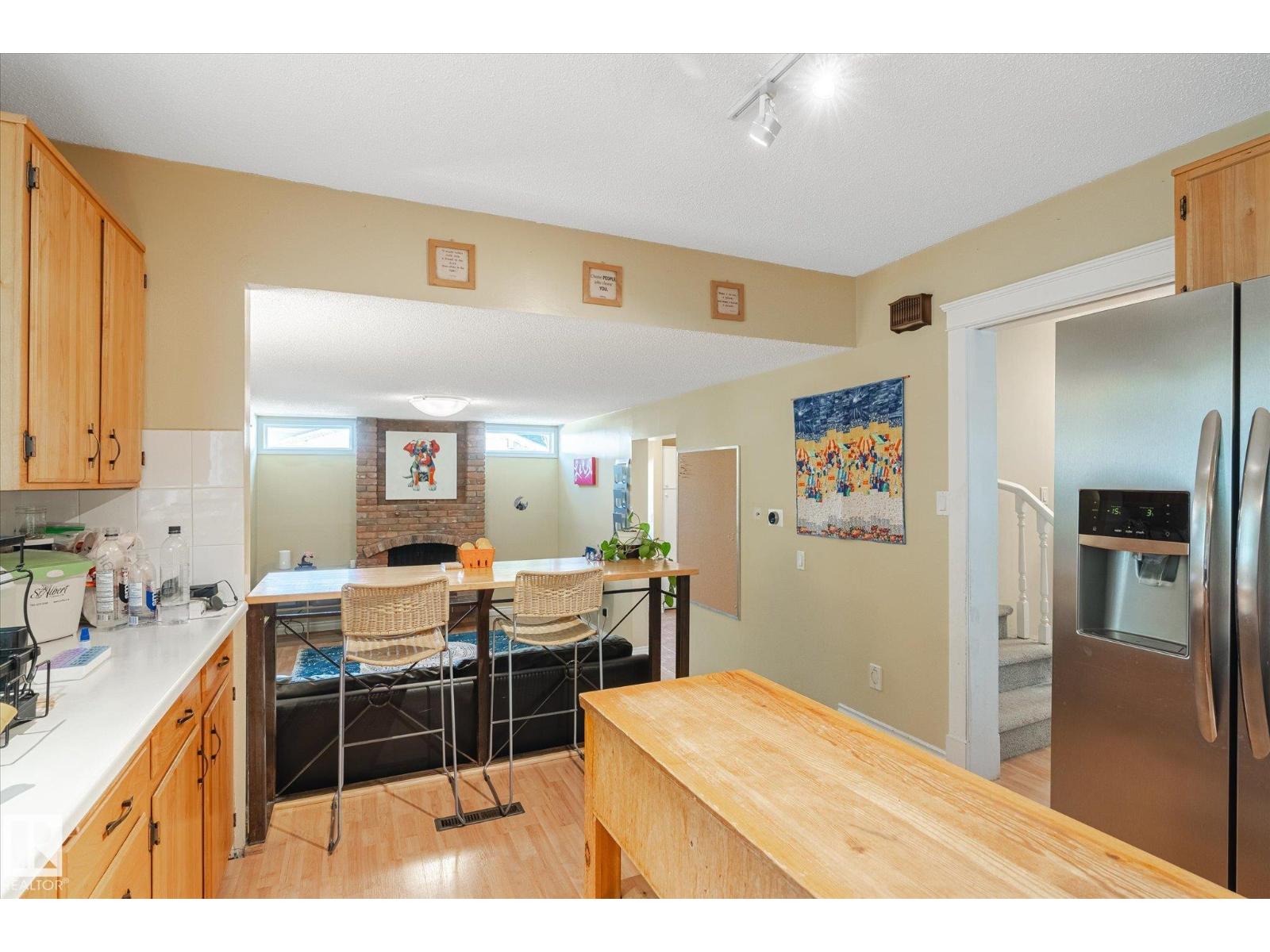 Single Family House for Sale in  BROADVIEW CR St. Albert 
