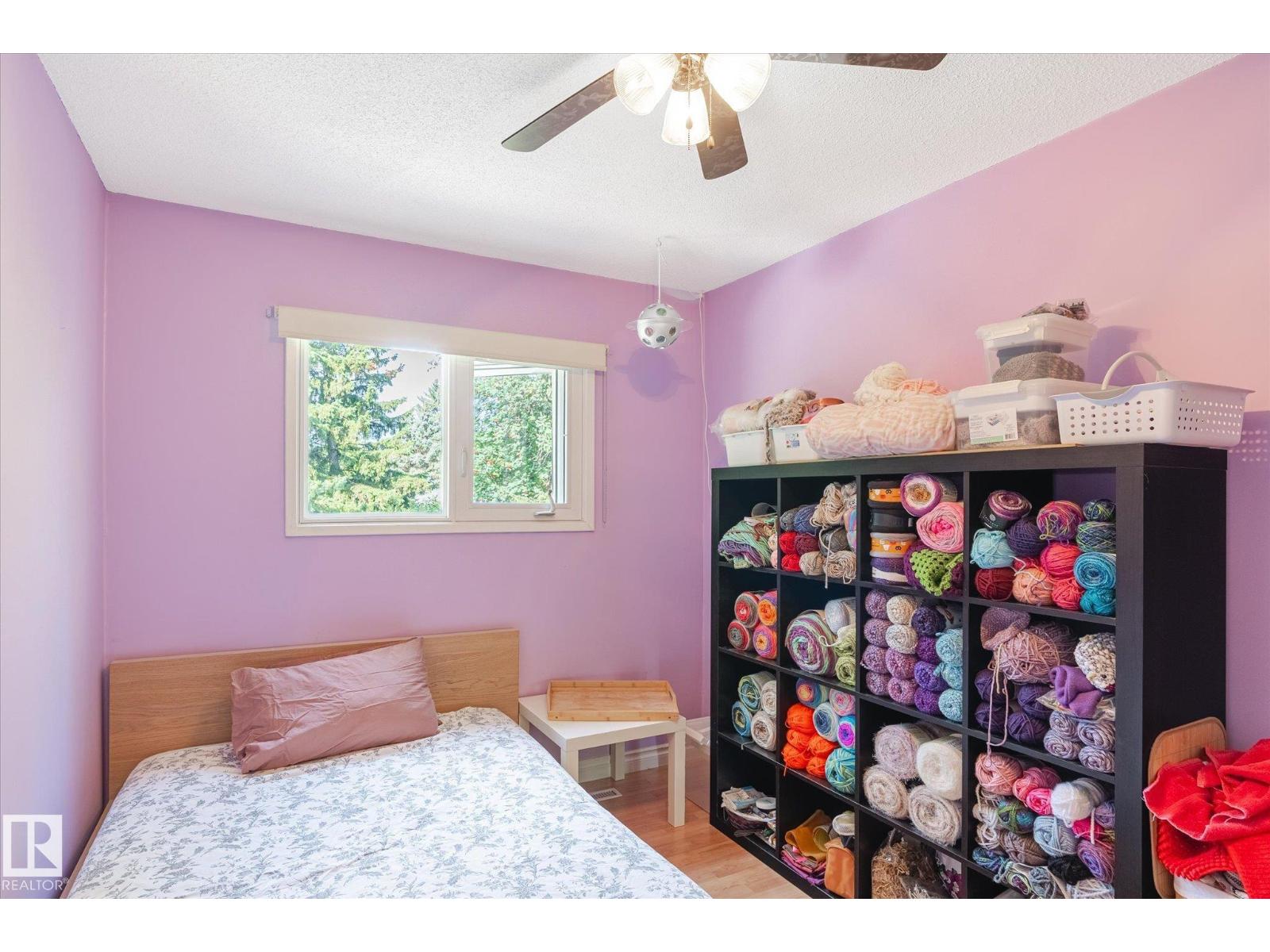 Single Family House for Sale in  BROADVIEW CR St. Albert 