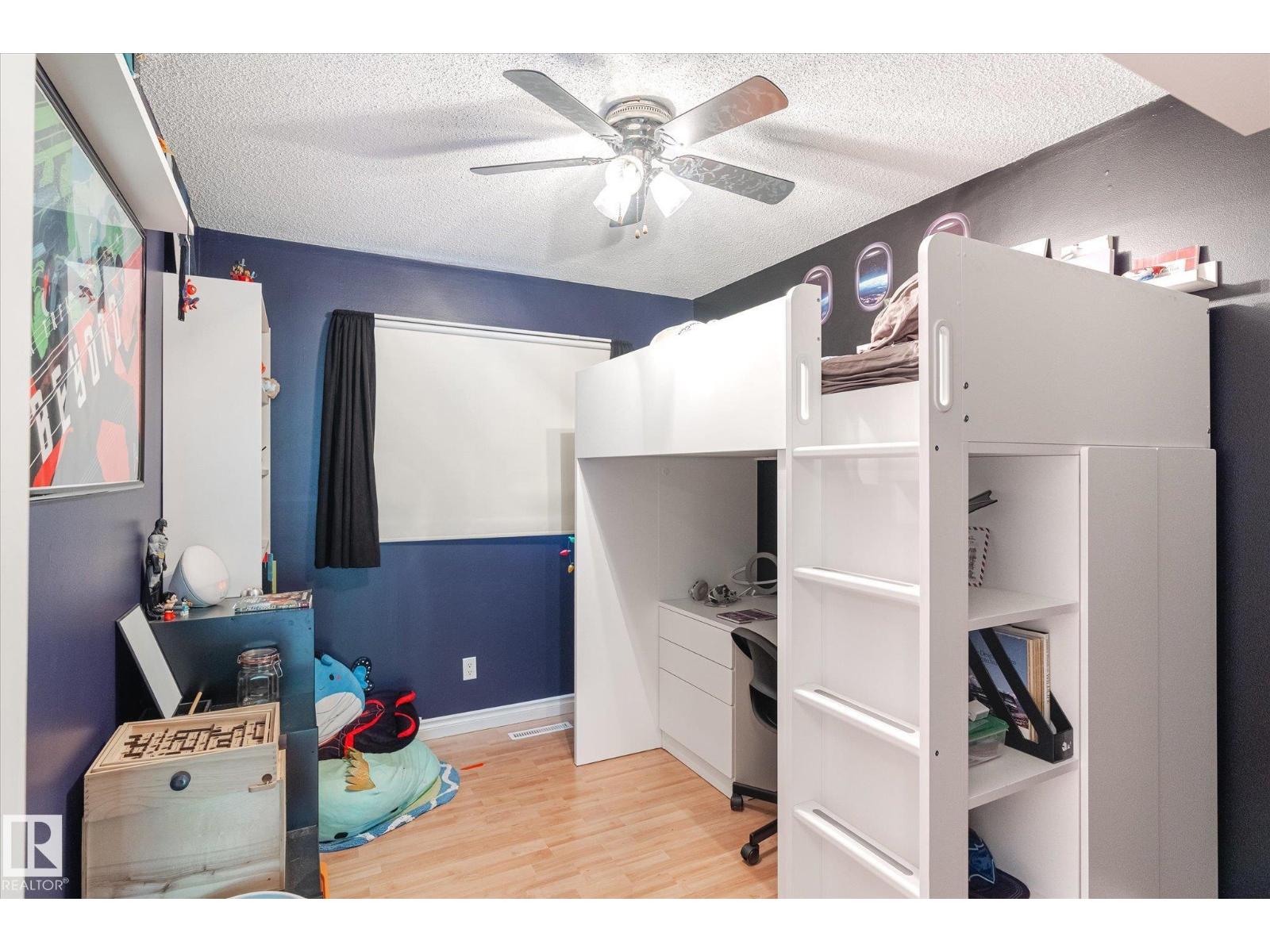 Single Family House for Sale in  BROADVIEW CR St. Albert 