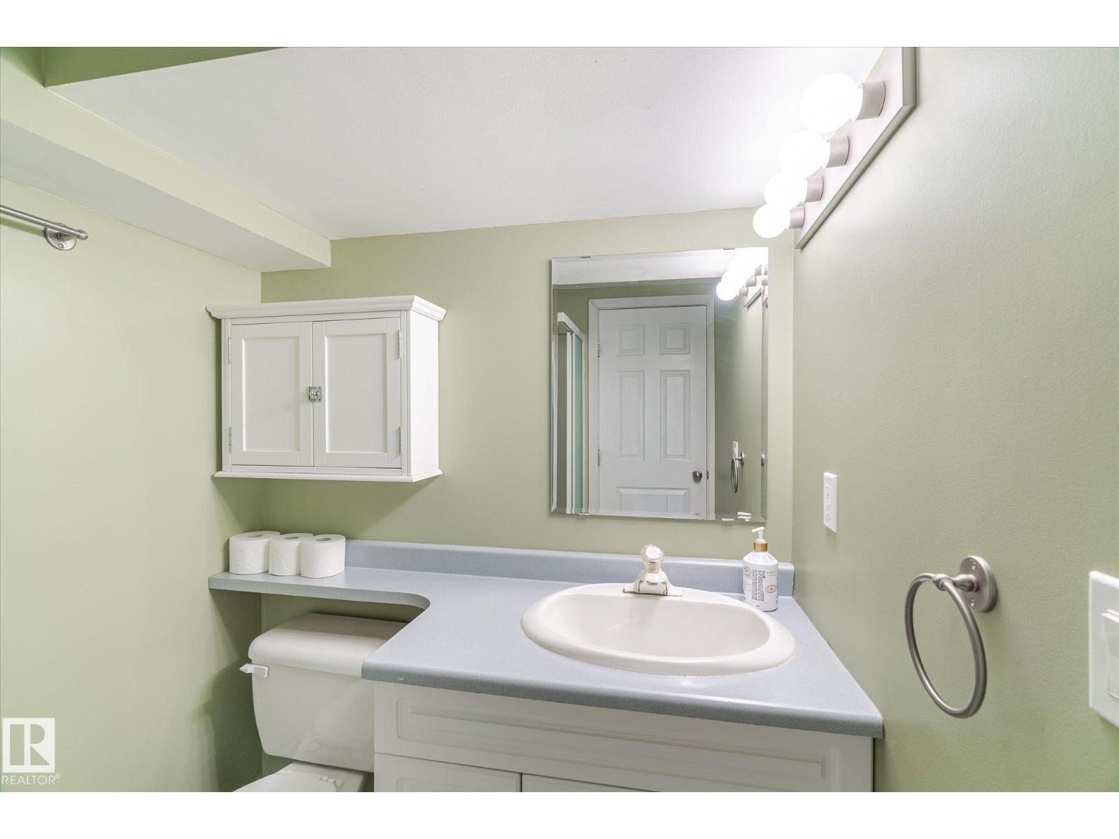 Single Family House for Sale in  BROADVIEW CR St. Albert 