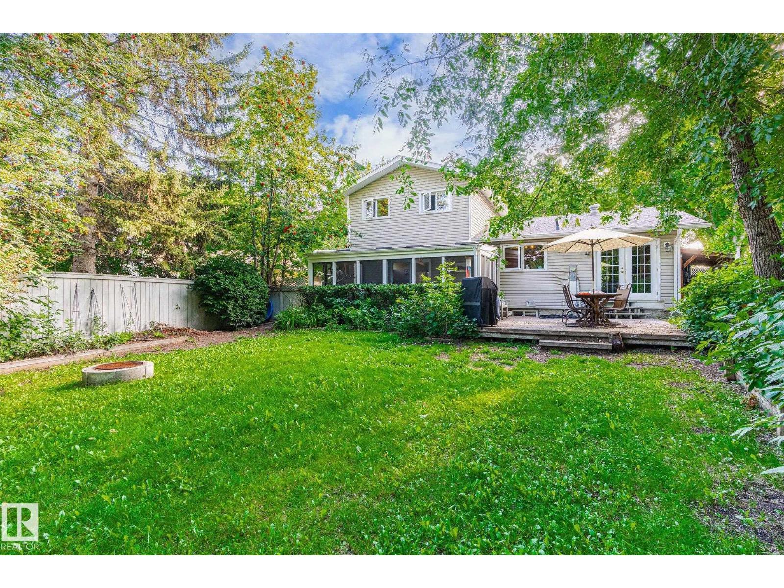 Single Family House for Sale in  BROADVIEW CR St. Albert 