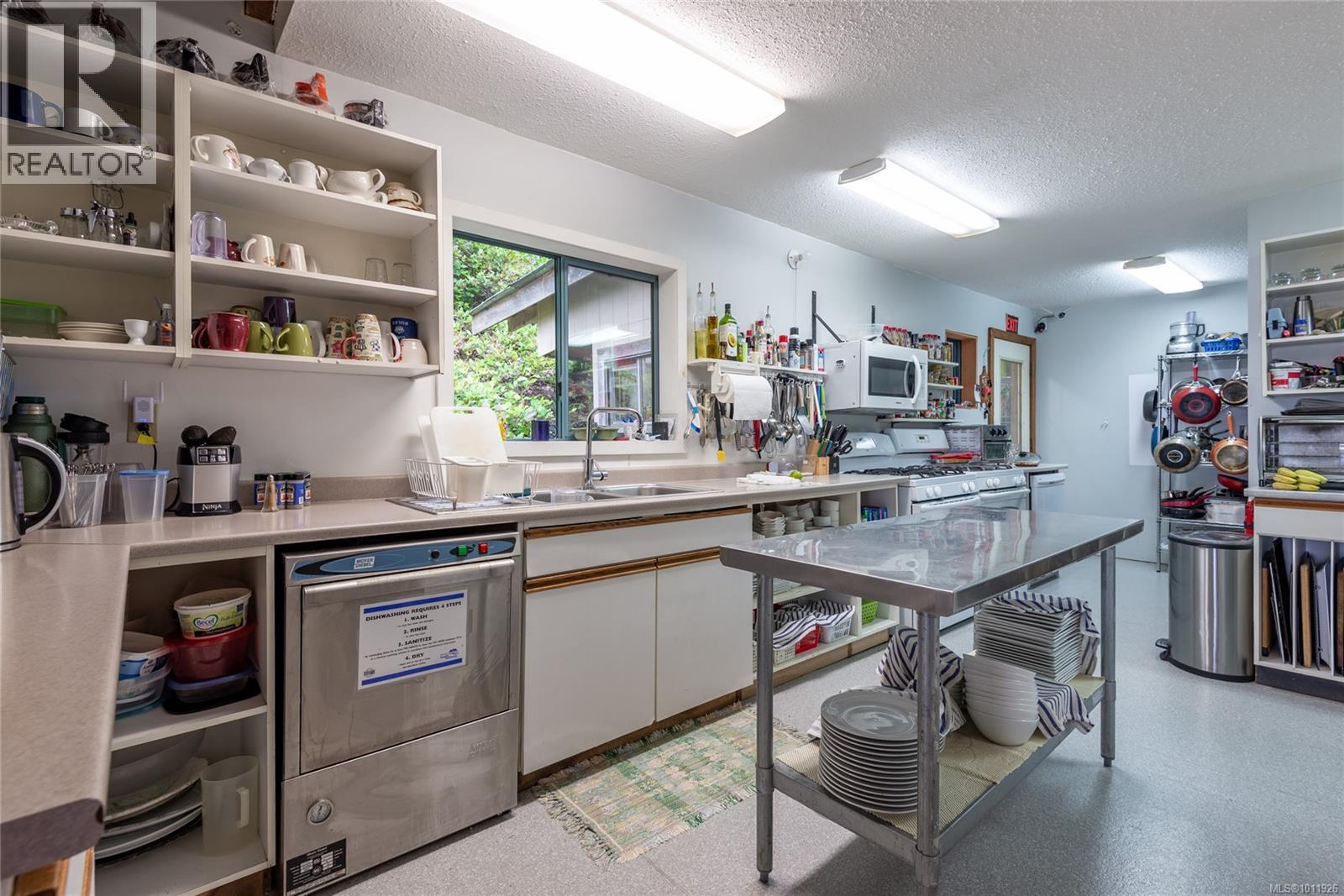 Business for Sale in Port McNeill – DL2264 Hidden Cove, Port McNeill - Image 15