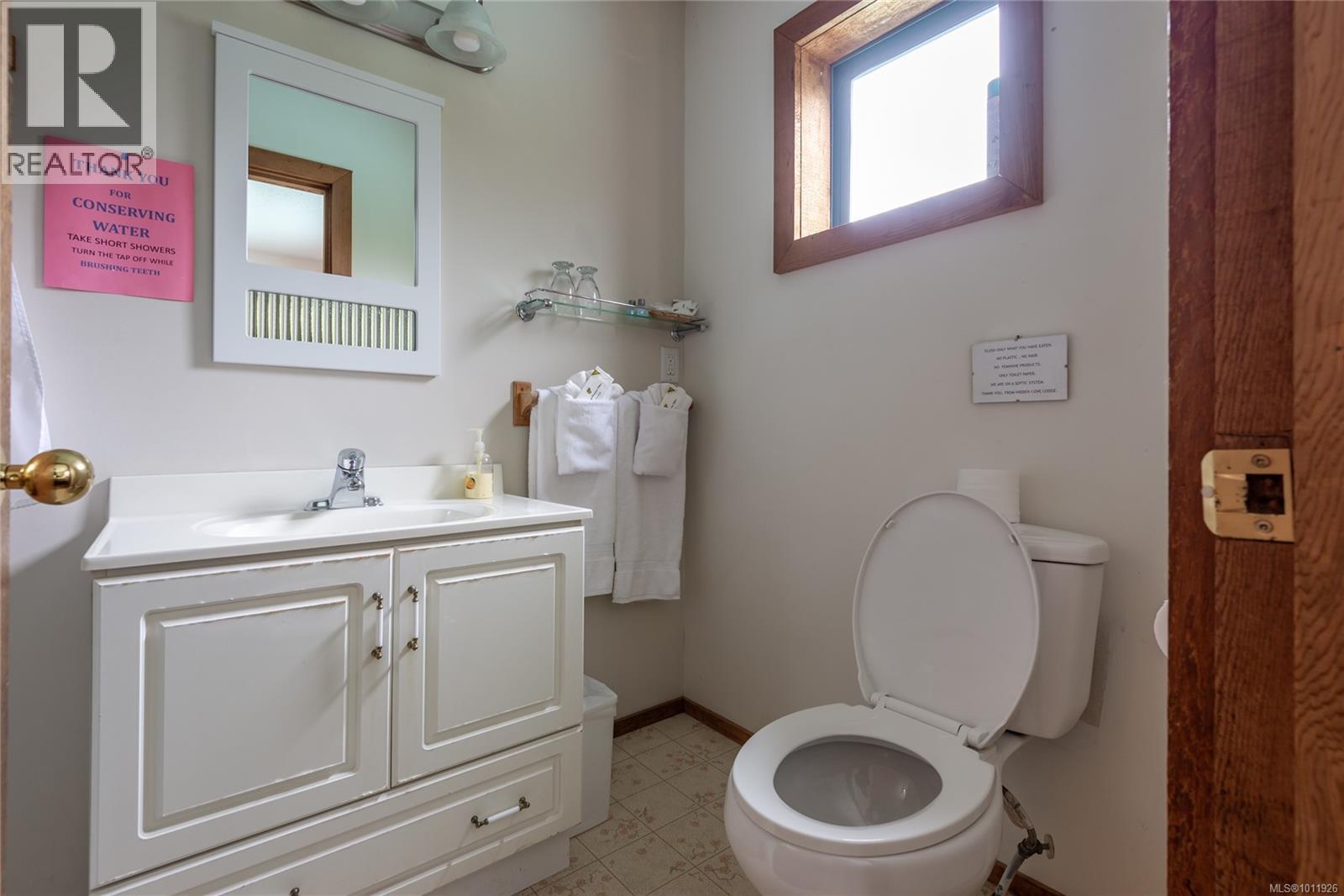 Business for Sale in Port McNeill – DL2264 Hidden Cove, Port McNeill - Image 28
