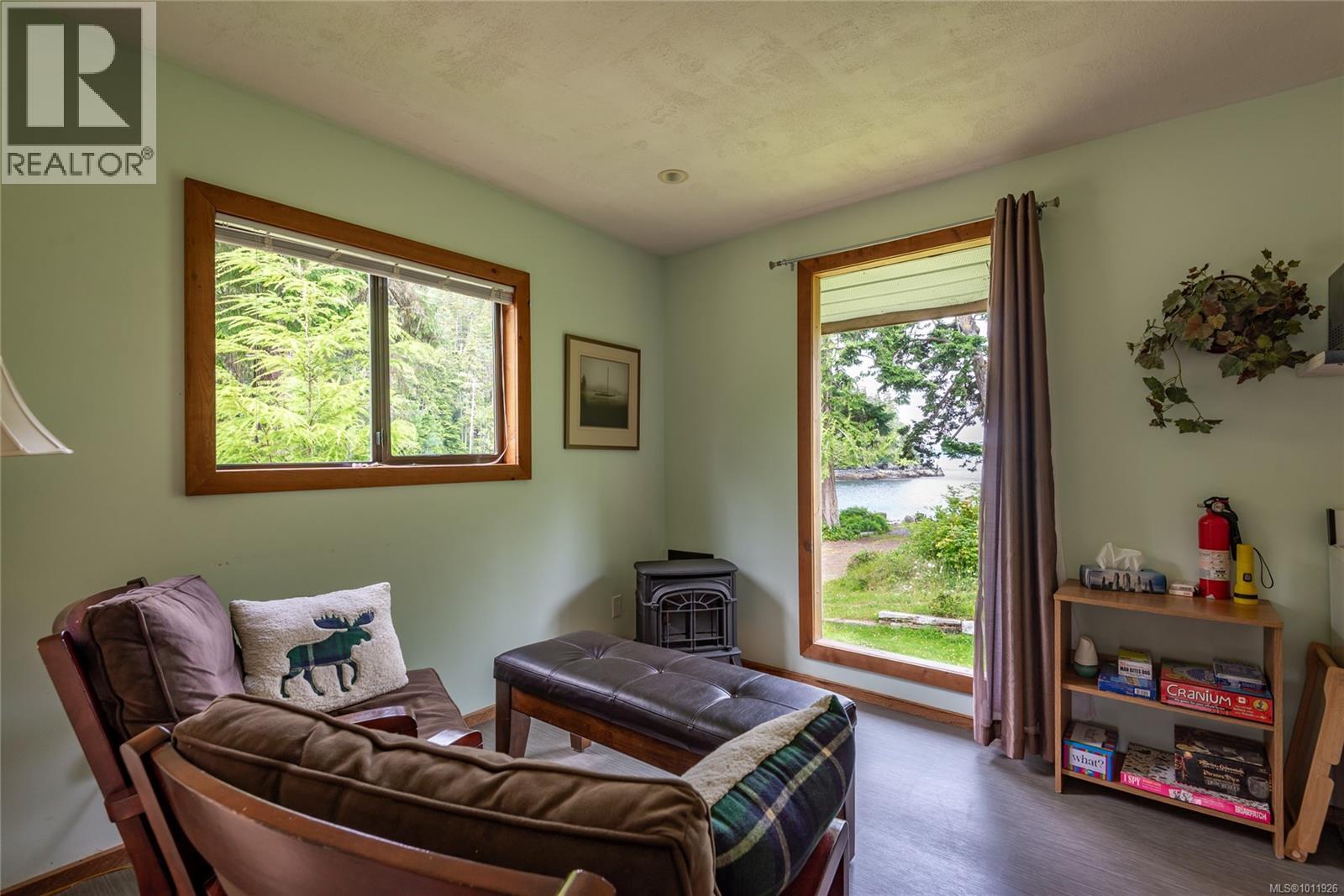 DL2264 Hidden Cove, Port McNeill - Image 1