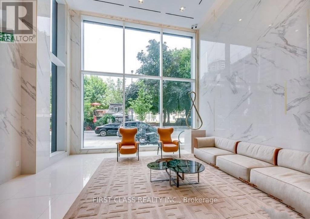 Photo 9 of 1518 85 Wood Street, Toronto ON
