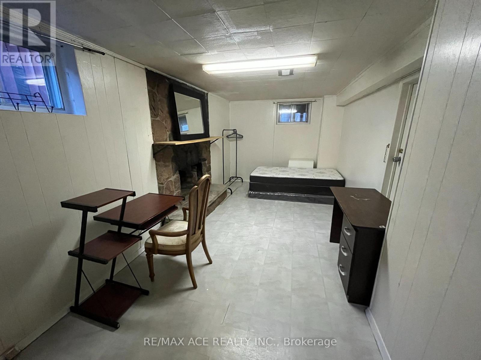 Photo 17 of 17 Huddleston Court, Toronto ON