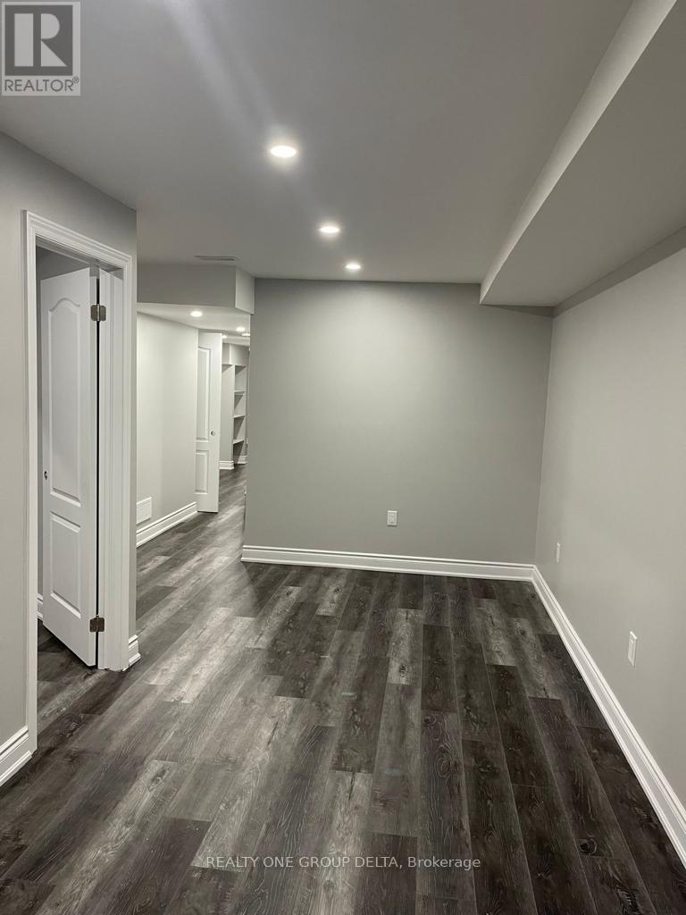 Photo 13 of 6 Quinton Lower Ridge, Brampton ON