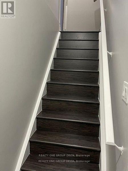 Photo 5 of 6 Quinton Lower Ridge, Brampton ON