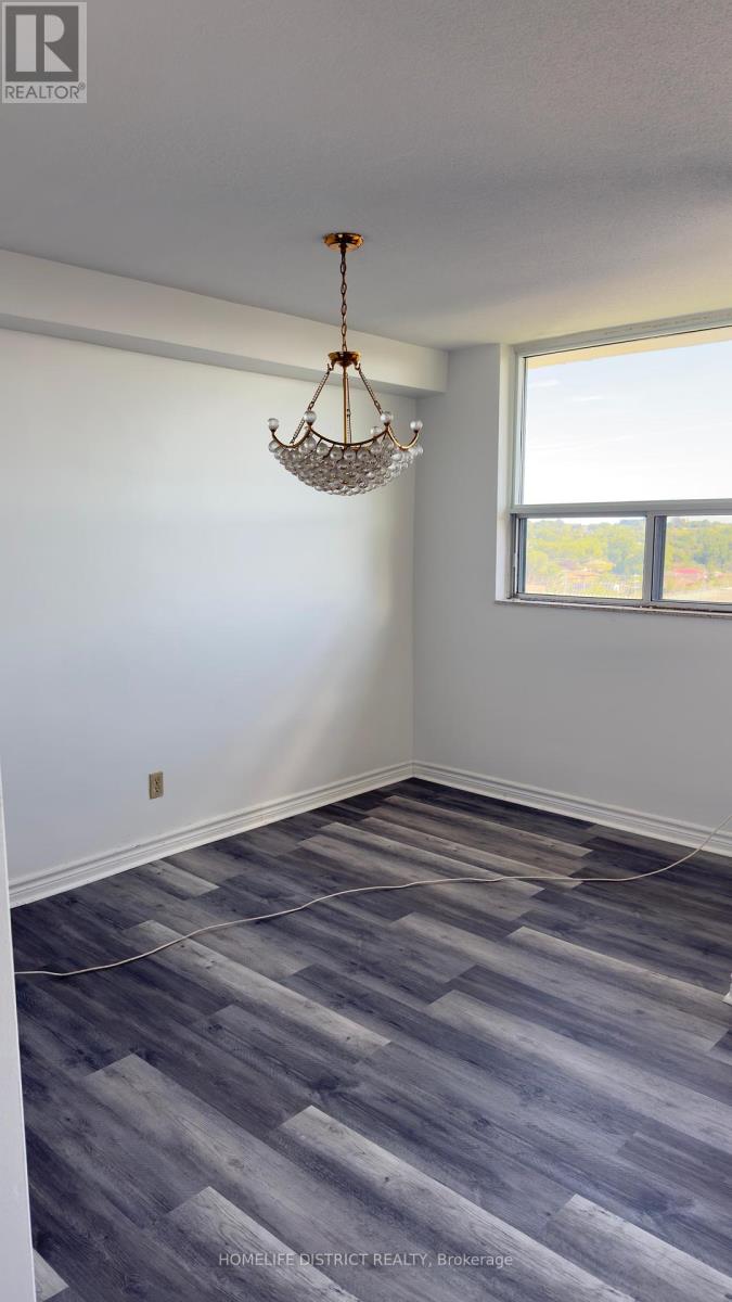 Photo 10 of 1006 20 Gilder Drive, Toronto ON