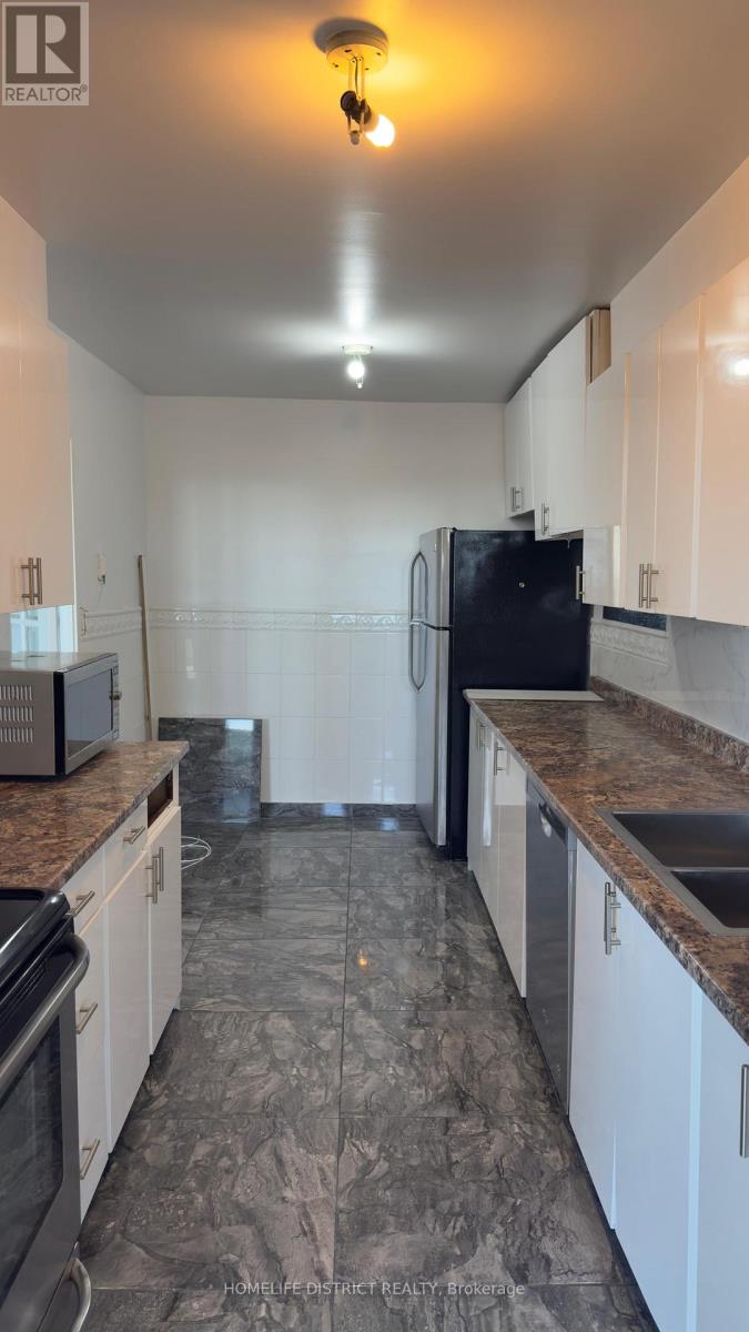Photo 11 of 1006 20 Gilder Drive, Toronto ON
