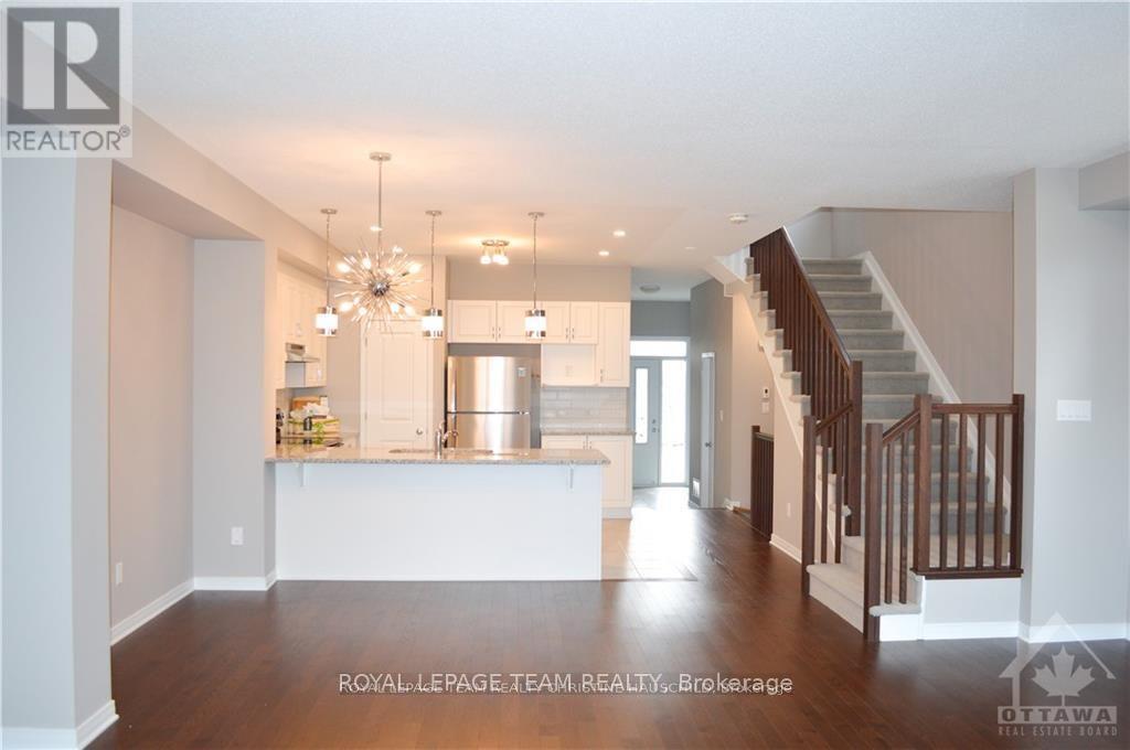 Photo 10 of 493 Cope Drive, Ottawa ON
