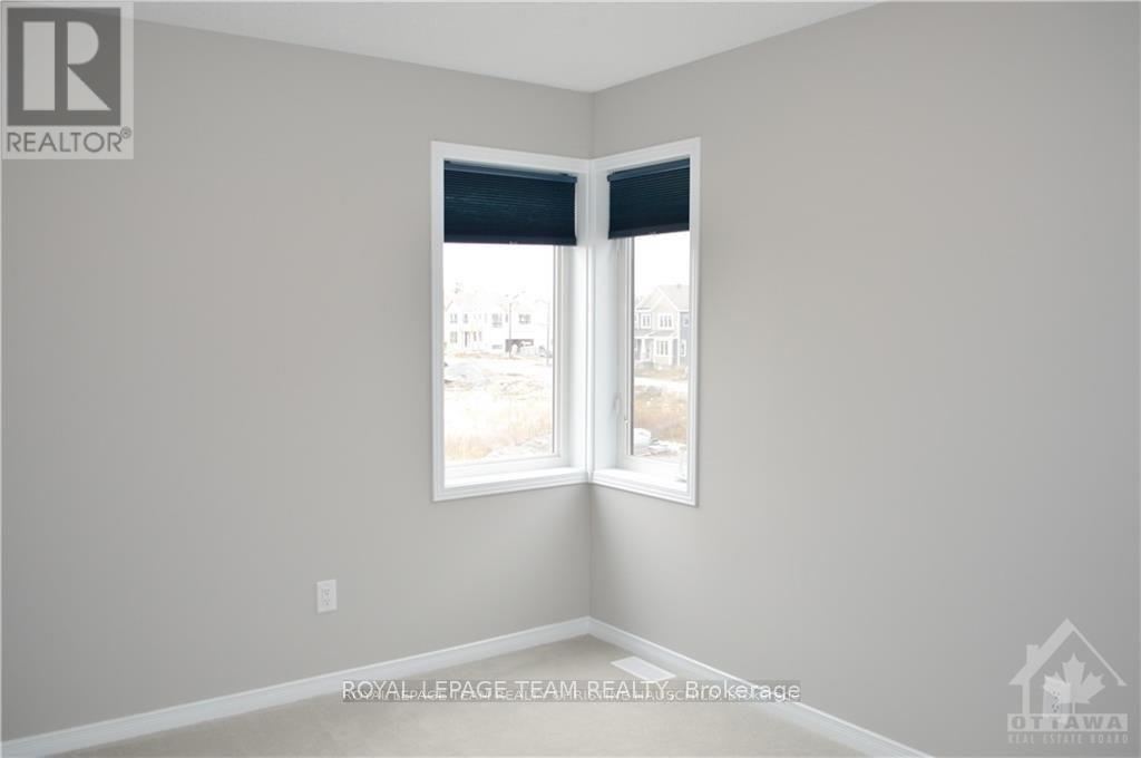 Photo 23 of 493 Cope Drive, Ottawa ON