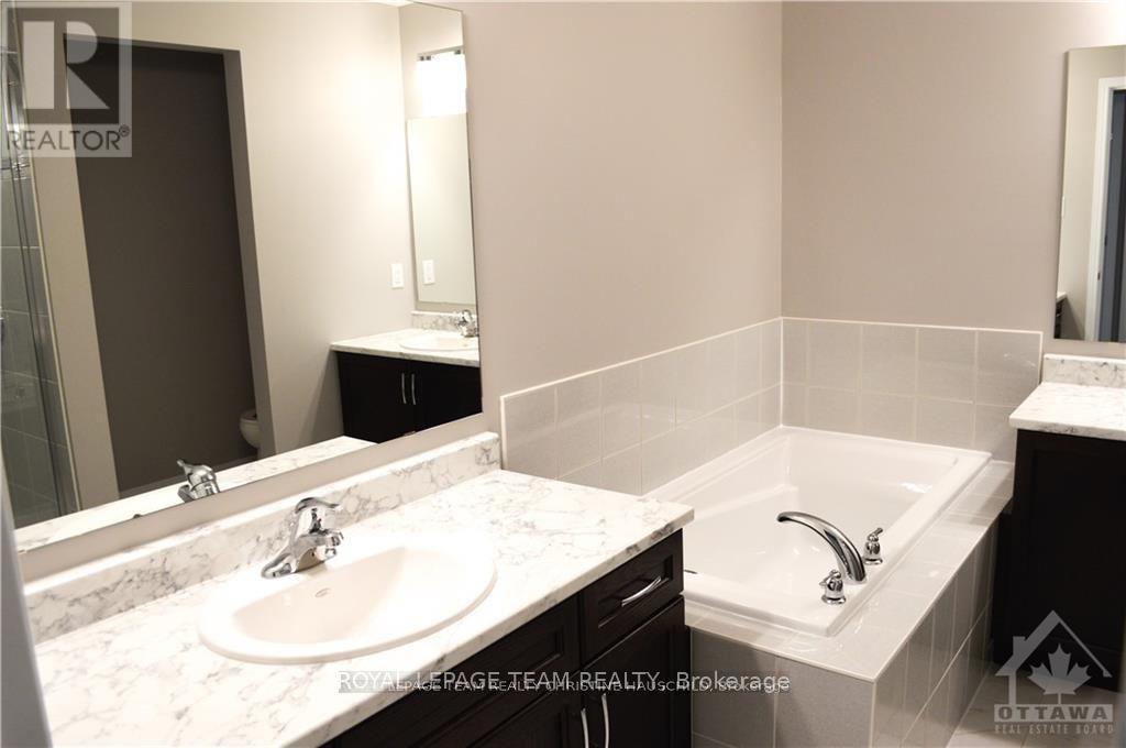 Photo 17 of 493 Cope Drive, Ottawa ON