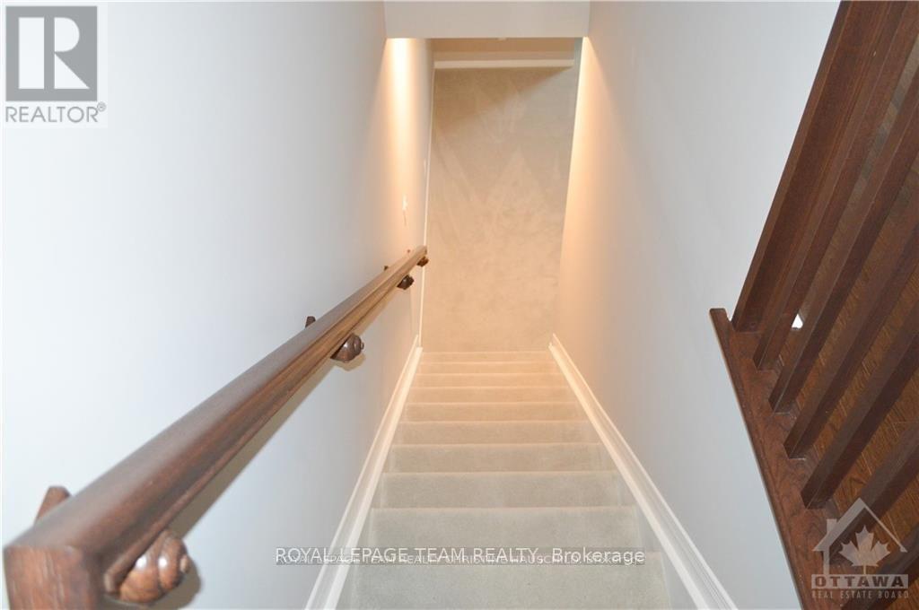 Photo 24 of 493 Cope Drive, Ottawa ON