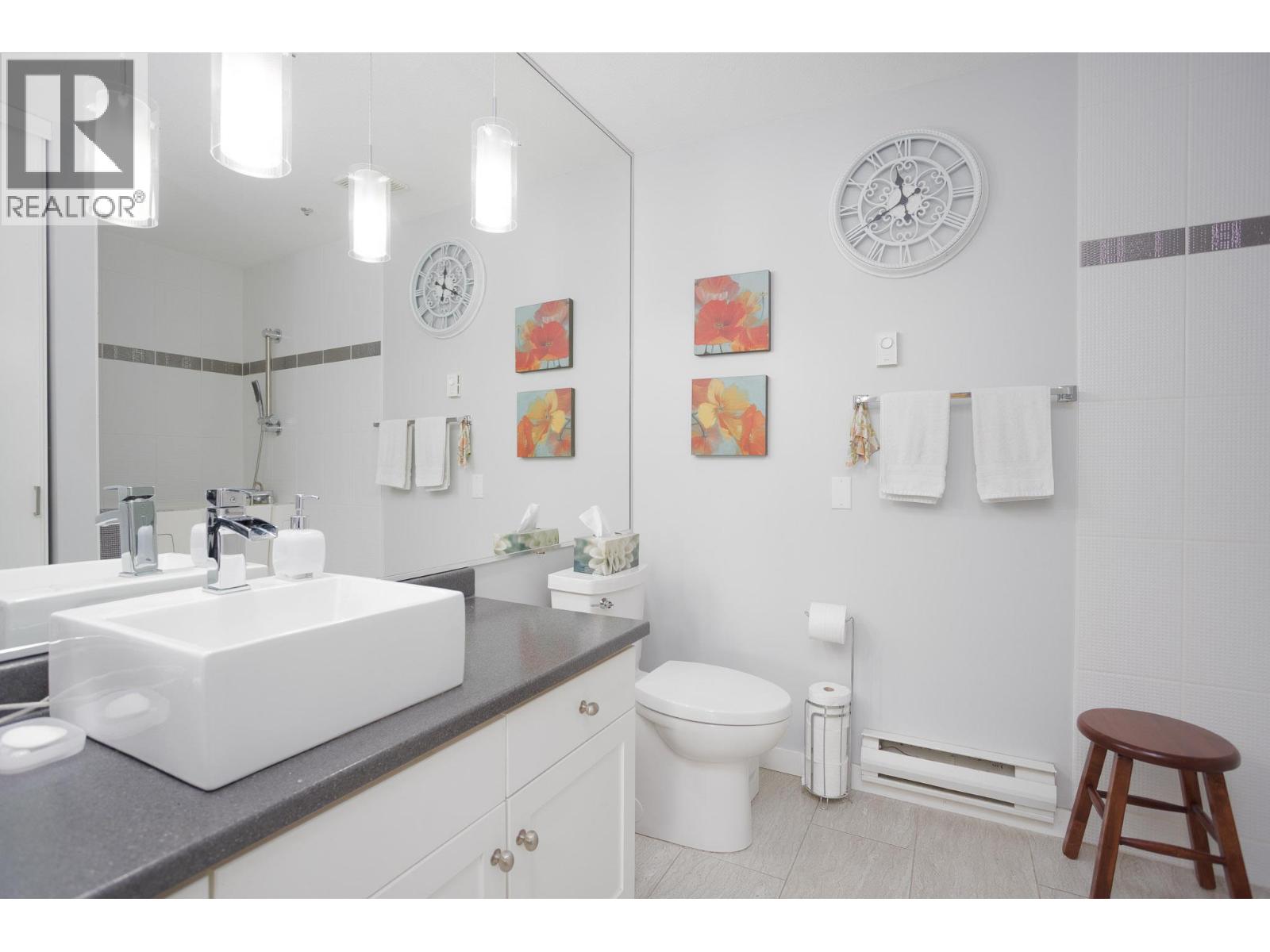 Photo 20 of 1045 Sutherland Avenue Unit 315 A, Kelowna BC
