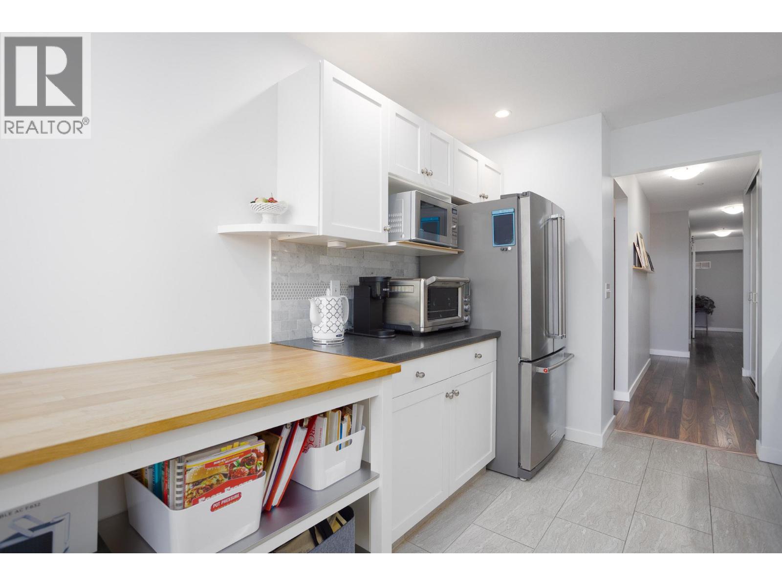 Photo 5 of 1045 Sutherland Avenue Unit 315 A, Kelowna BC