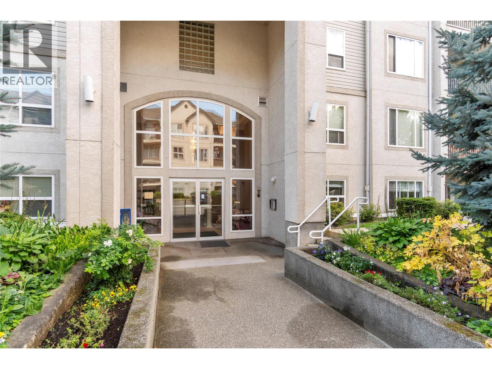 Photo 2 of 650 3 Street Sw Unit 112, Salmon Arm BC