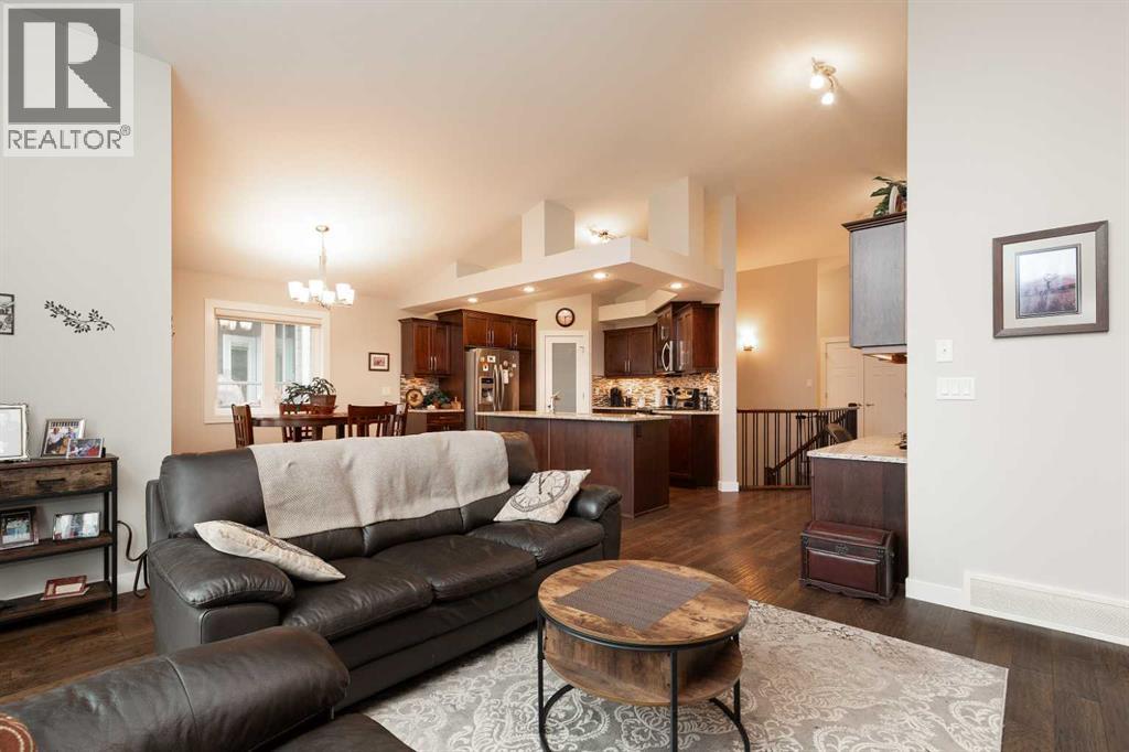 Photo 11 of 342 Sixmile Ridge S, Lethbridge AB