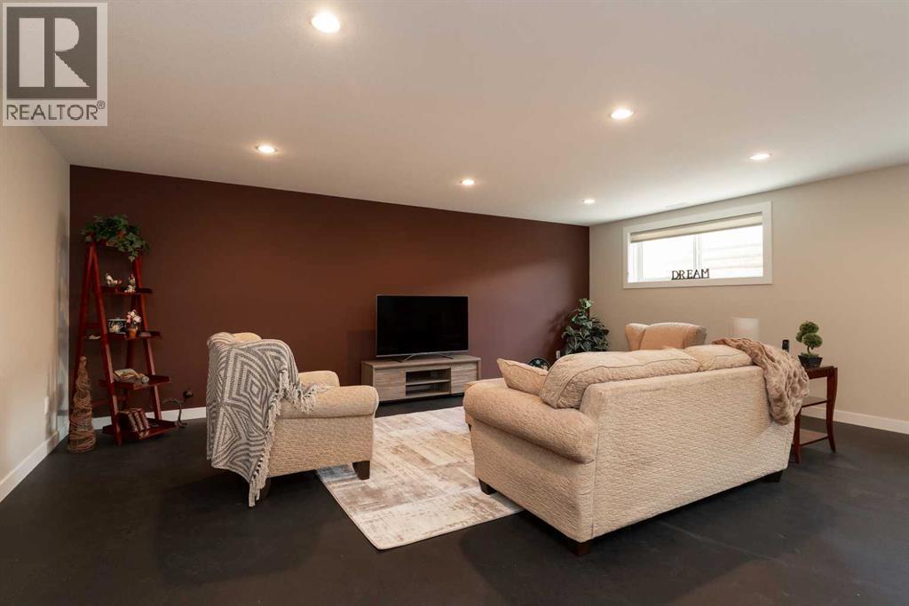 Photo 23 of 342 Sixmile Ridge S, Lethbridge AB