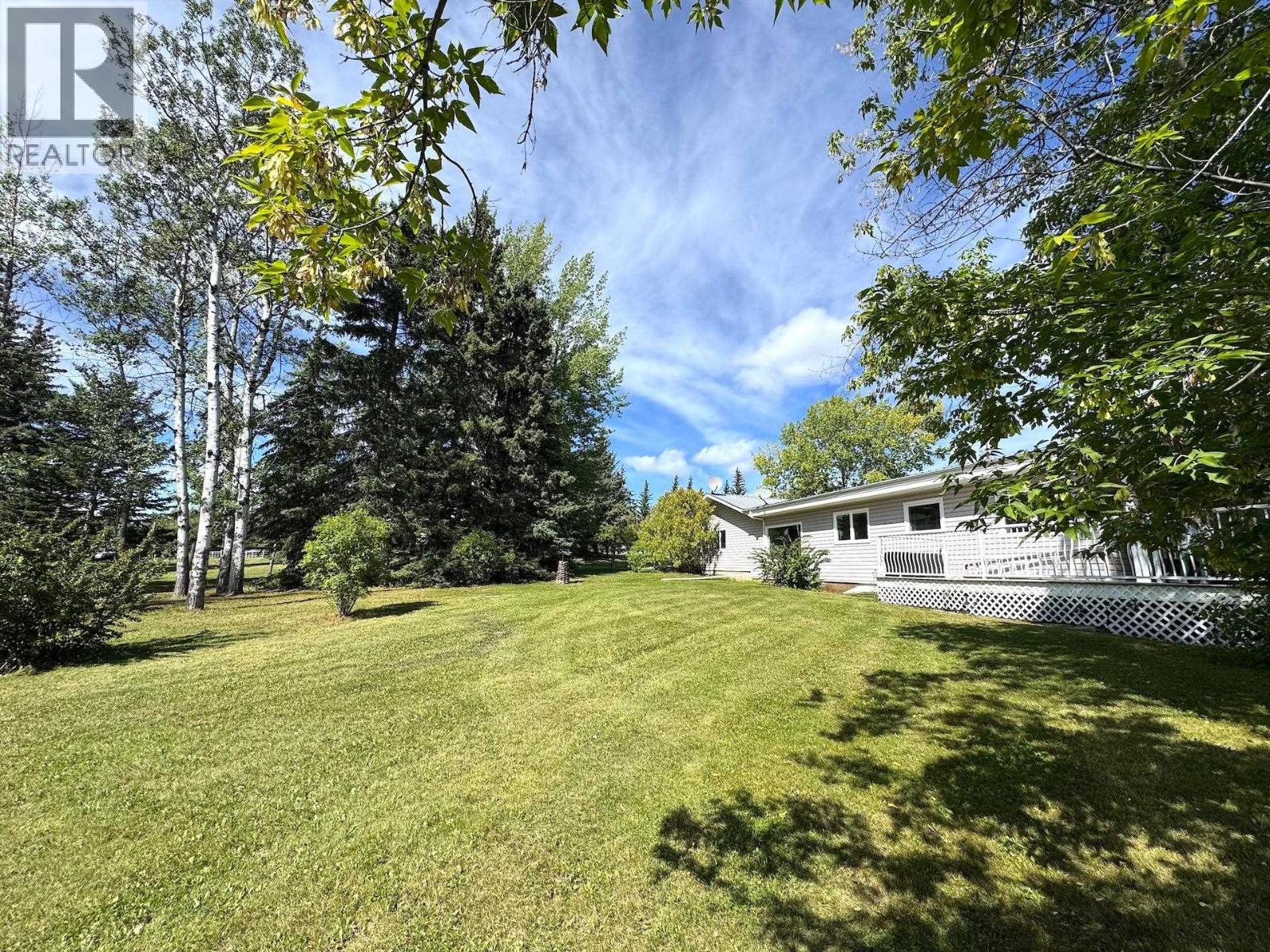 Photo 8 of 12233 Pacific Avenue, Fort St John BC