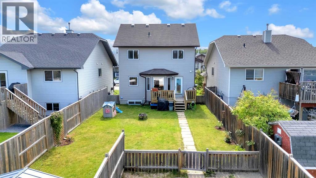 Photo 24 of 37 Reynolds Road, Sylvan Lake AB
