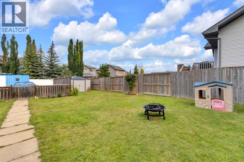 Photo 23 of 37 Reynolds Road, Sylvan Lake AB