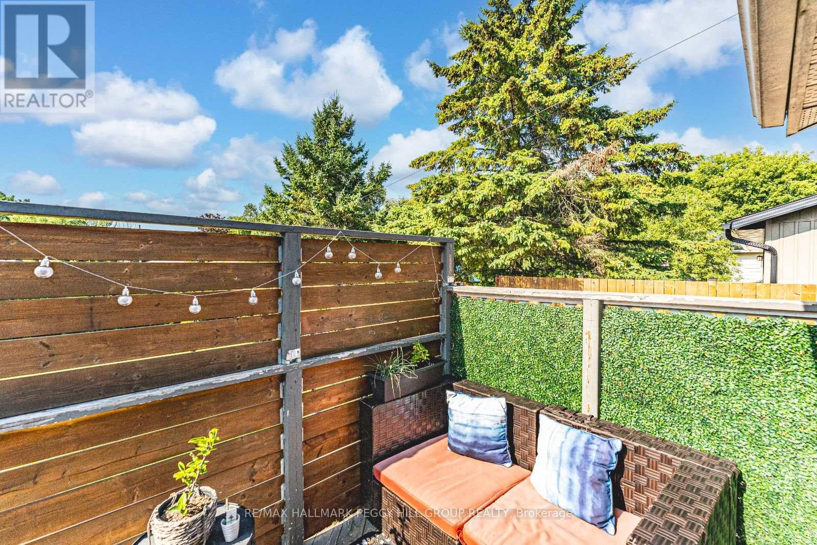 Photo 12 of 326 Mcnicoll Street, Tay ON