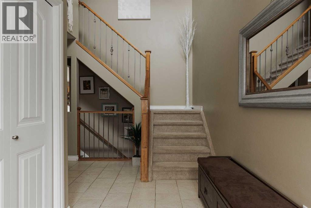 Photo 3 of 233 Lynx Crescent, Fort Mcmurray AB