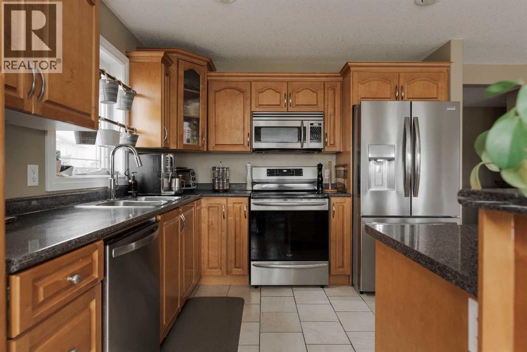 Photo 9 of 233 Lynx Crescent, Fort Mcmurray AB