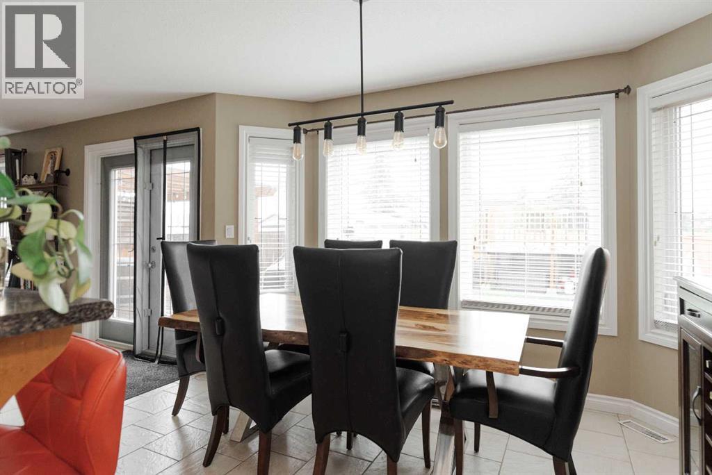 Photo 11 of 233 Lynx Crescent, Fort Mcmurray AB