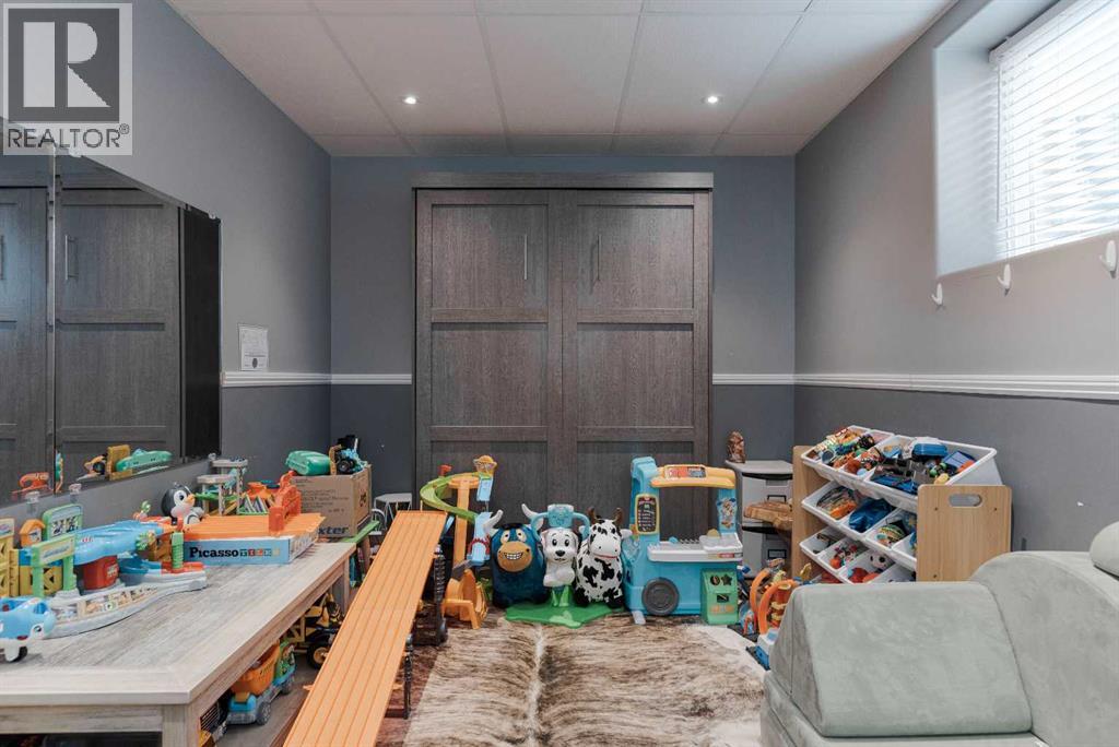 Photo 39 of 233 Lynx Crescent, Fort Mcmurray AB